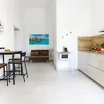 Elegante Bilocale Con Giardino Lägenhet Lecce