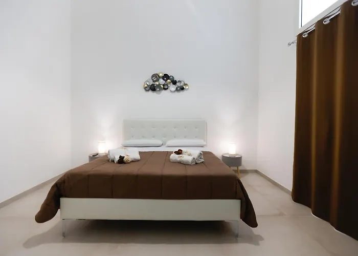 Elegante Bilocale Con Giardino Διαμέρισμα Λέτσε