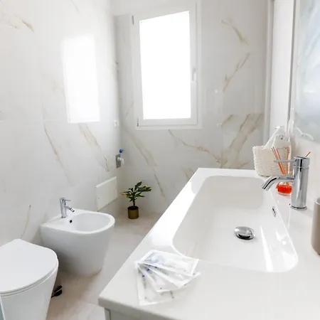 Elegante Bilocale Con Giardino Apartmán Lecce