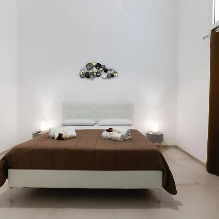 Elegante Bilocale Con Giardino Apartamento Lecce