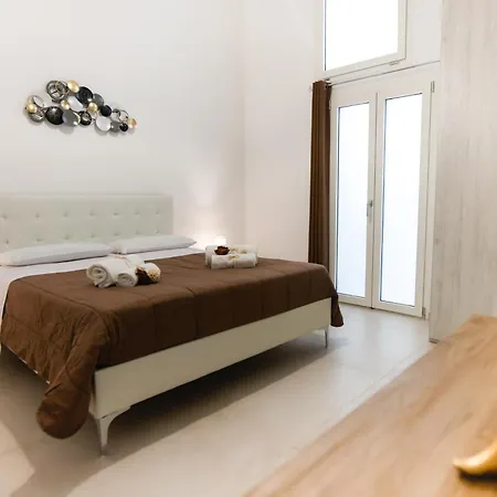 Apartmán Elegante Bilocale Con Giardino *