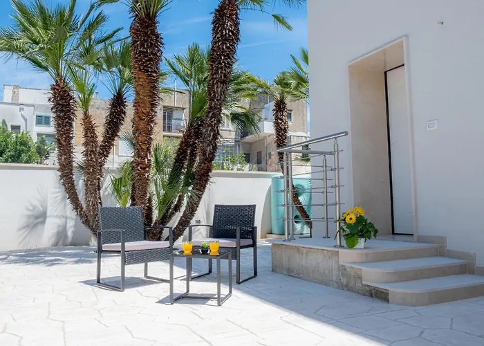 Apartamento Elegante Bilocale Con Giardino Lecce